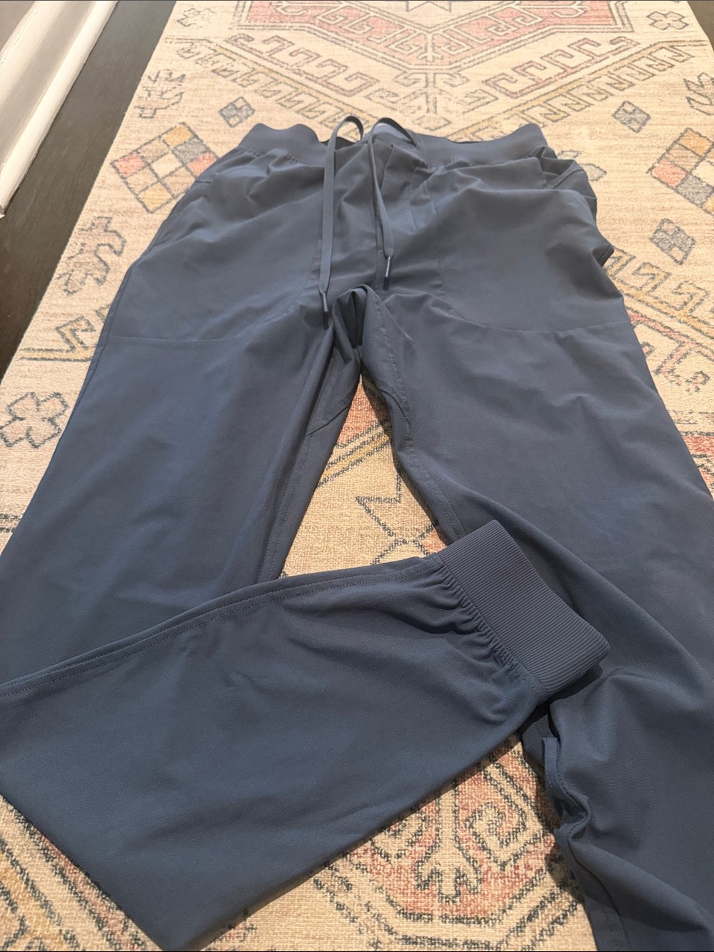 Lululemon Men's Dark Blue Tall Warpstreme Joggers with Elastic Waist - Picture 7 of 7